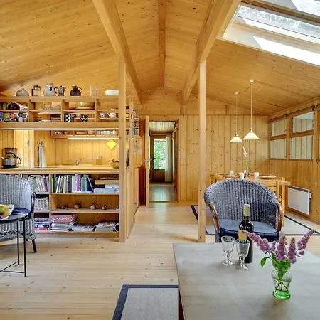 Semesterbostad Myrra - 10m From The Sea By Interhome *