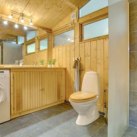 Myrra - 10m From The Sea By Interhome Semesterbostad *
